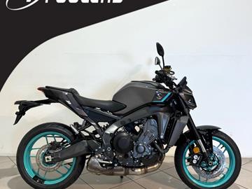 YAMAHA MT-09