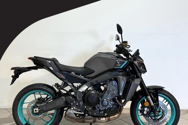 YAMAHA MT-09