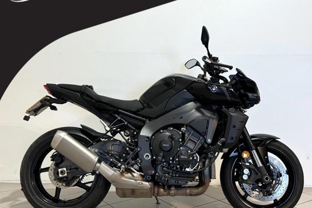 YAMAHA MT-10