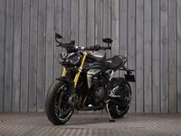 TRIUMPH SPEED TRIPLE 1200 RS