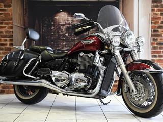 TRIUMPH THUNDERBIRD 1700 LT 