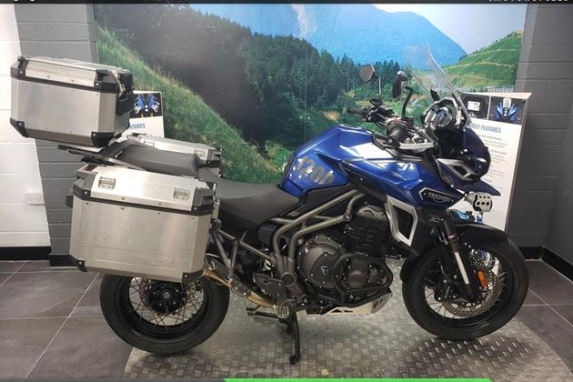 TRIUMPH TIGER 1200 XC