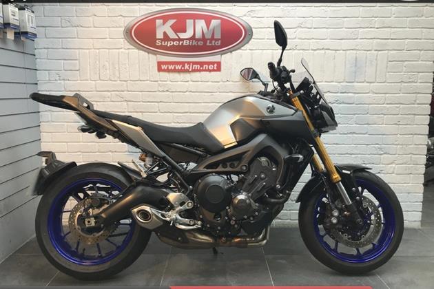 YAMAHA MT-09 SP