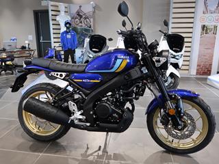 YAMAHA XSR125 