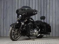 HARLEY-DAVIDSON STREET GLIDE