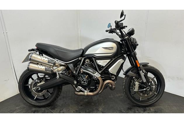 DUCATI SCRAMBLER 1100