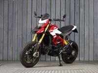 DUCATI HYPERMOTARD 939