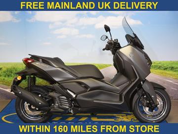 YAMAHA XMAX 125