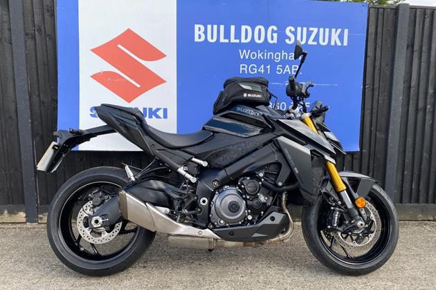 SUZUKI GSX-S1000