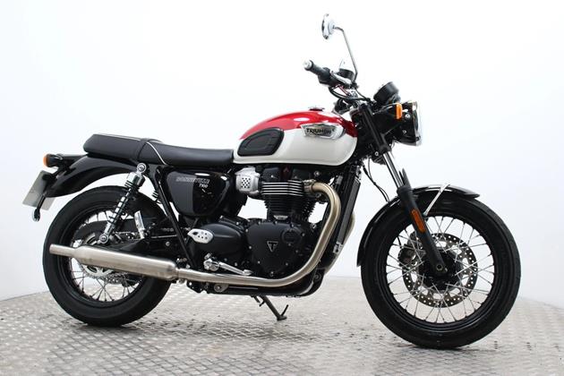 TRIUMPH BONNEVILLE T100