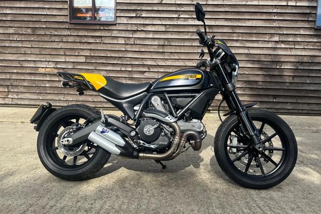 DUCATI SCRAMBLER 800