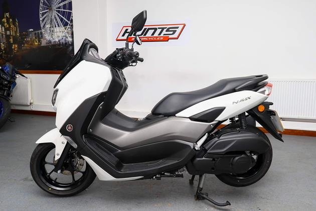 YAMAHA NMAX 125