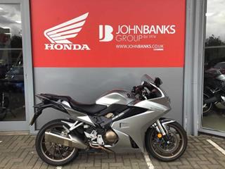 HONDA VFR800 