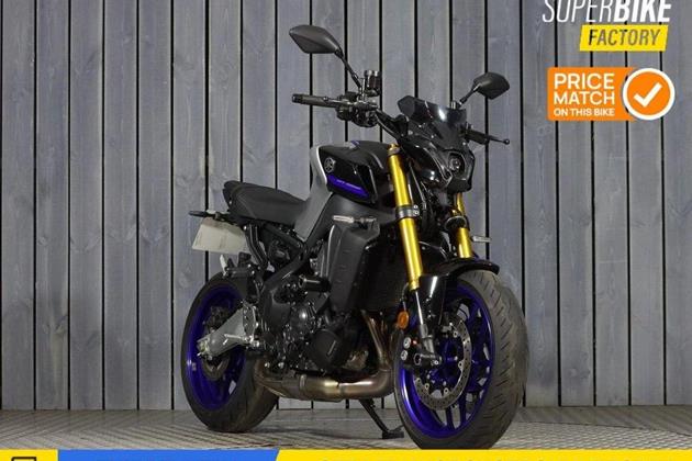 YAMAHA MT-09