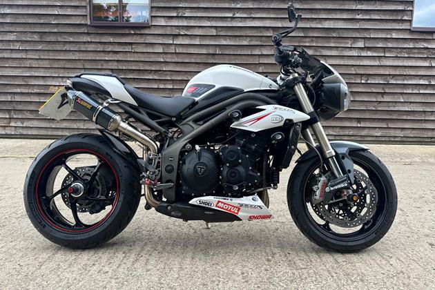 TRIUMPH SPEED TRIPLE 1050 S