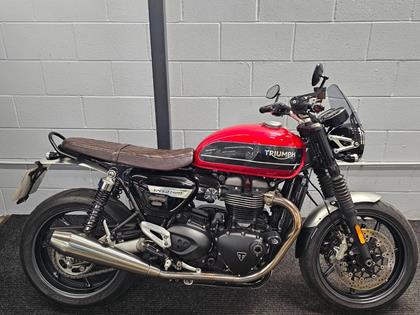 TRIUMPH SPEED TWIN 1200