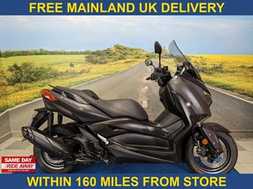 YAMAHA XMAX 125