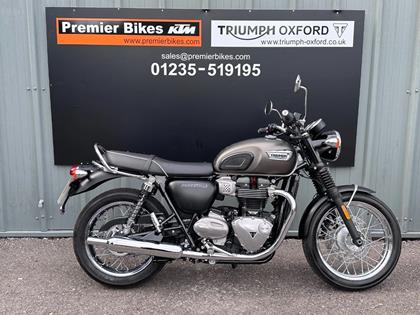 TRIUMPH BONNEVILLE T100