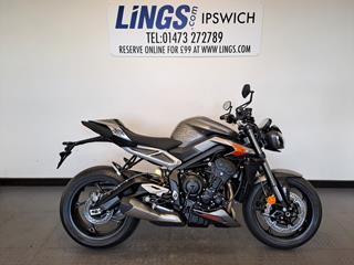 TRIUMPH STREET TRIPLE 765 RS 