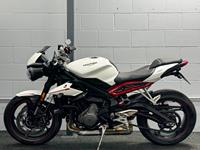 TRIUMPH STREET TRIPLE R