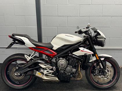 TRIUMPH STREET TRIPLE R