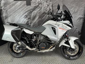 KTM 1290 SUPER ADVENTURE