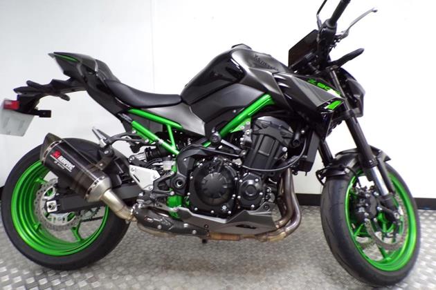 KAWASAKI Z900