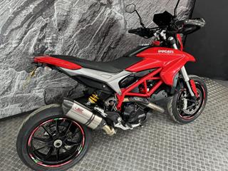 DUCATI HYPERMOTARD 821 