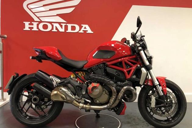 DUCATI MONSTER 1200