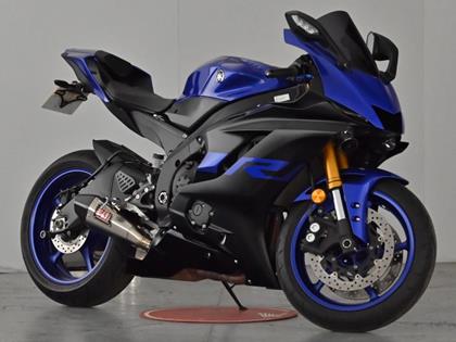 YAMAHA R6