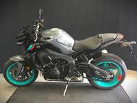 YAMAHA MT-10