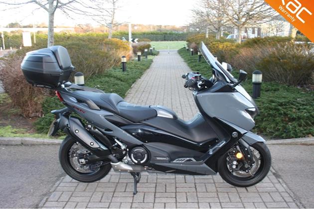 YAMAHA TMAX 500