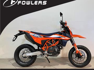 KTM 690 SMC R