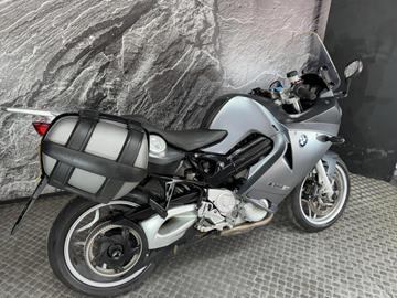 BMW F800ST