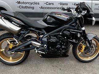 TRIUMPH STREET TRIPLE R 