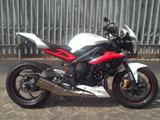 STREET TRIPLE R 