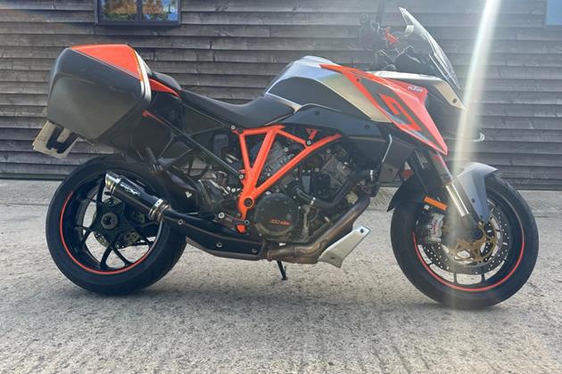 KTM 1290 SUPERDUKE GT