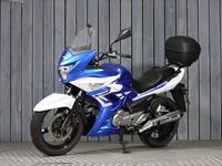 SUZUKI INAZUMA 250