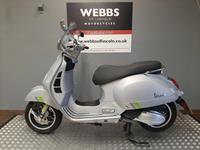 PIAGGIO VESPA GTS300