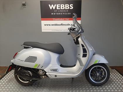 PIAGGIO VESPA GTS300