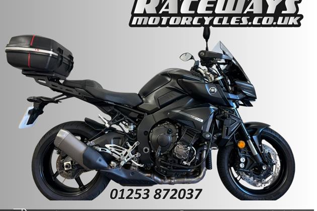 YAMAHA MT-10