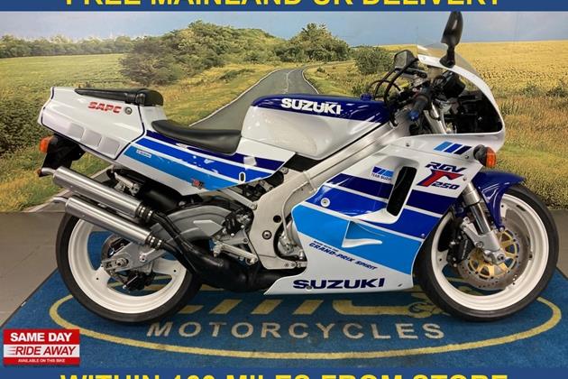 SUZUKI RGV250