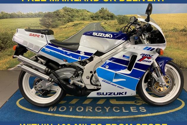 SUZUKI RGV250