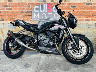 TRIUMPH STREET TRIPLE 765 RS 