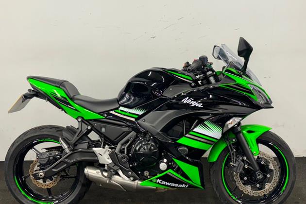 KAWASAKI NINJA 650