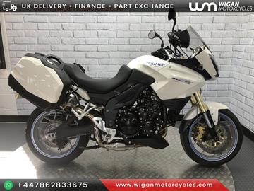 TRIUMPH TIGER 1050