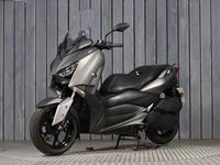 YAMAHA XMAX 300