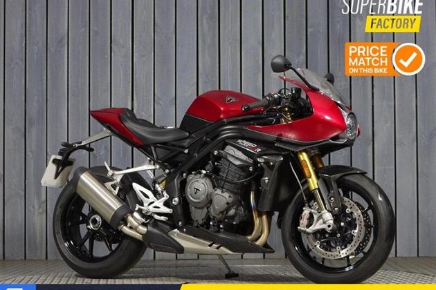 TRIUMPH SPEED TRIPLE 1200 RR