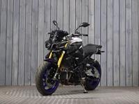 YAMAHA MT-10