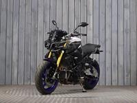 YAMAHA MT-10